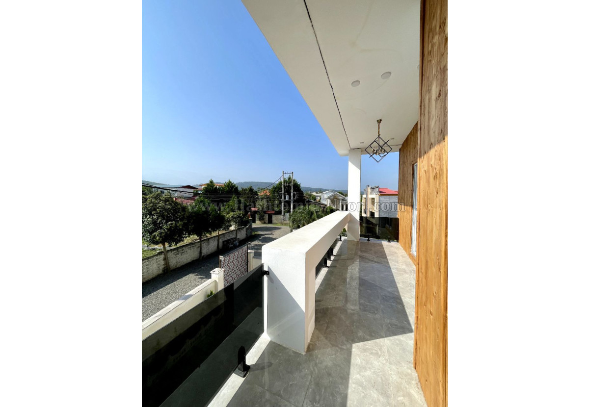 فروش فوری ویلا دوبلکس سنددار بالا دست جاده